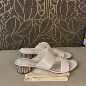 Salvatore Ferragamo White Sandals - Size 7